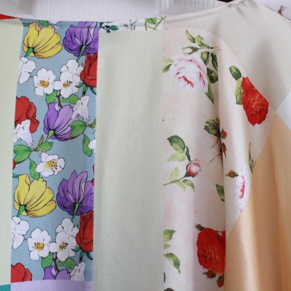 Unbreak.it Patchwork Flowers Print Silk Flare Sleeve Blouse - Picture 16 of 16